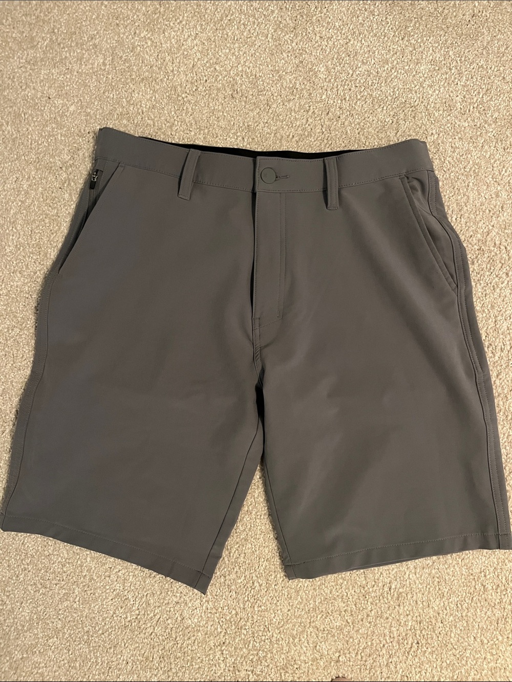 Hurley Men's gray Trek Hybrid Shorts size 32 like new